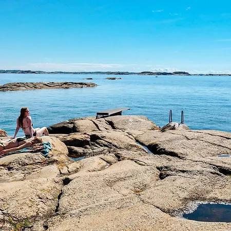 6 Person In Sandefjord-by Traum *